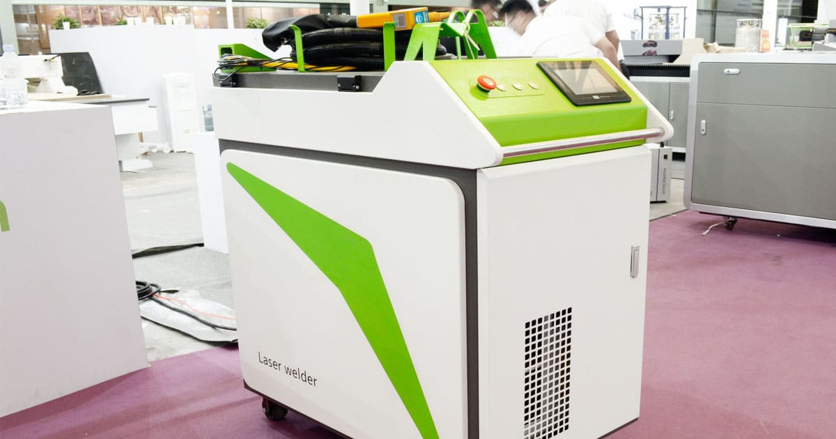 LASER-WELDING-MACHINE